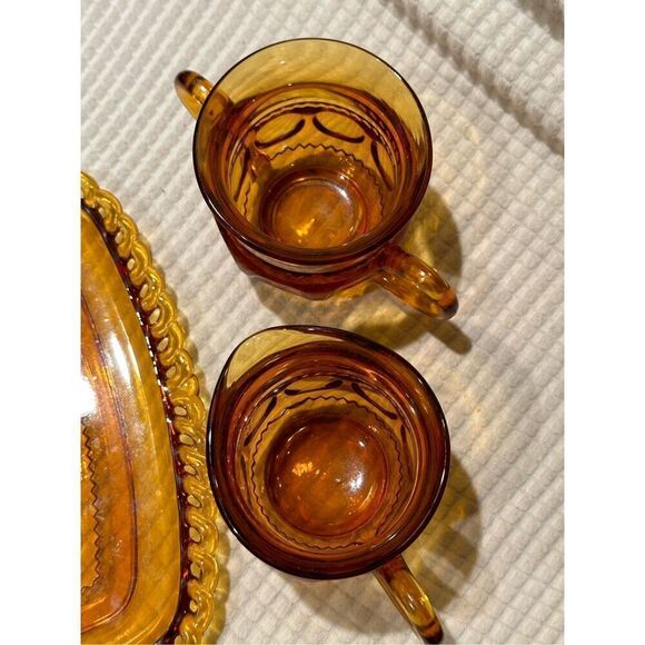 Vintage Indianna Glass Kings Crown sugar & creamer with tray - Picture 6 of 8
